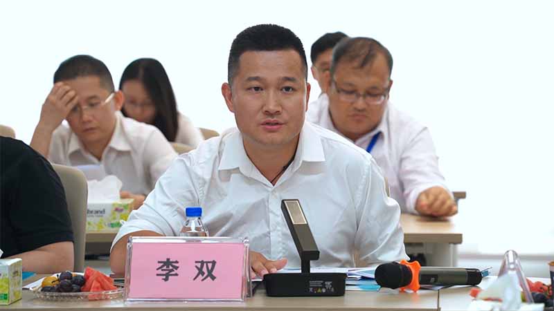 李双.jpg